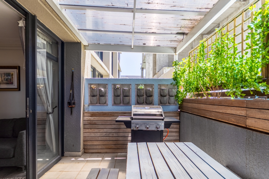 1 Bedroom Property for Sale in Cape Town City Centre Western Cape